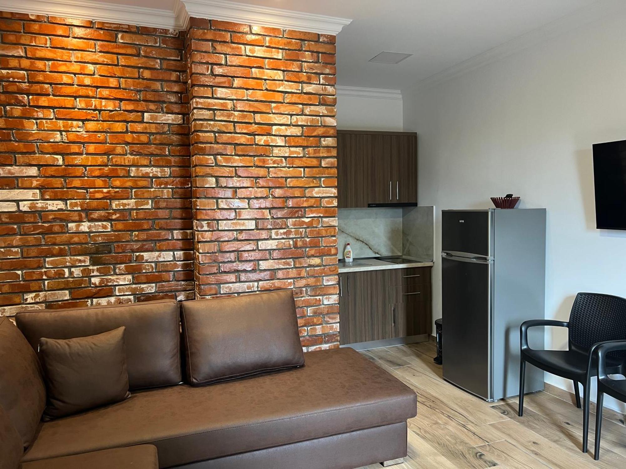 Hotel Brifs Шенгін Екстер'єр фото